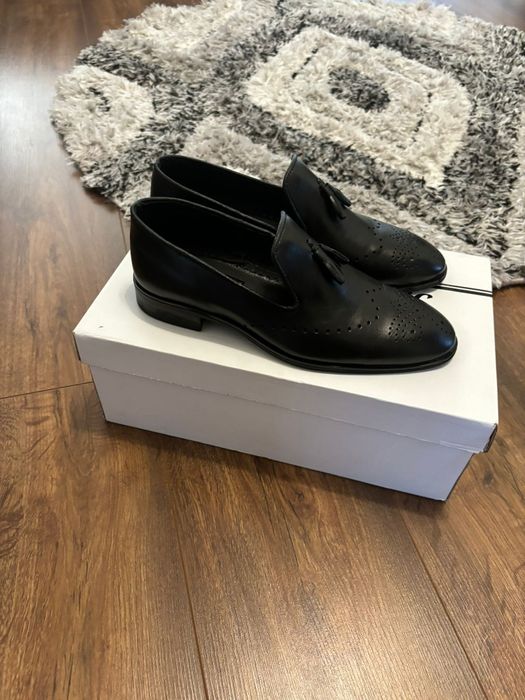 Pantofi eleganți noi  ideali pentru nuntă, botez