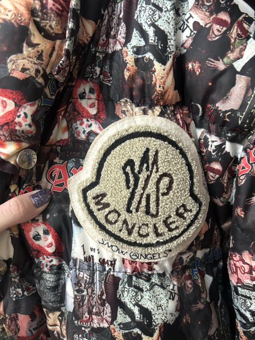 Geacă Moncler , perfectă pentru iarnă.