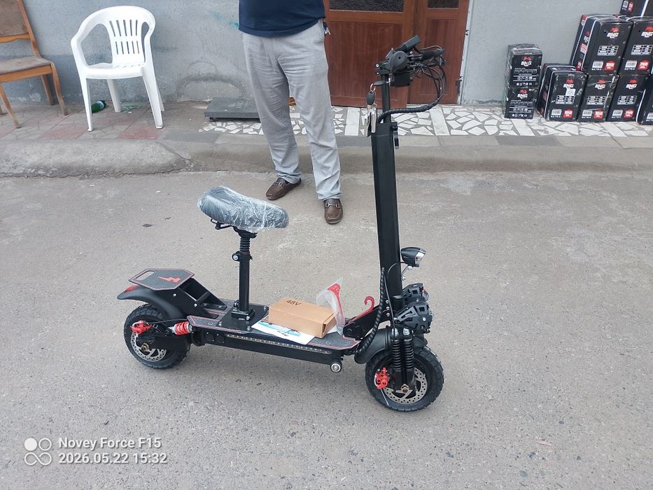 Samakat 16 yoshdan 22 yoshgacha bollarga ikki matorli 60 tezlik mavjud