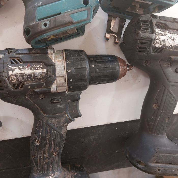 Безчетков акумулаторен винтоверт Макита 18 волта Makita DDF484