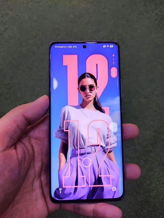 Xiaomi.   12 pro