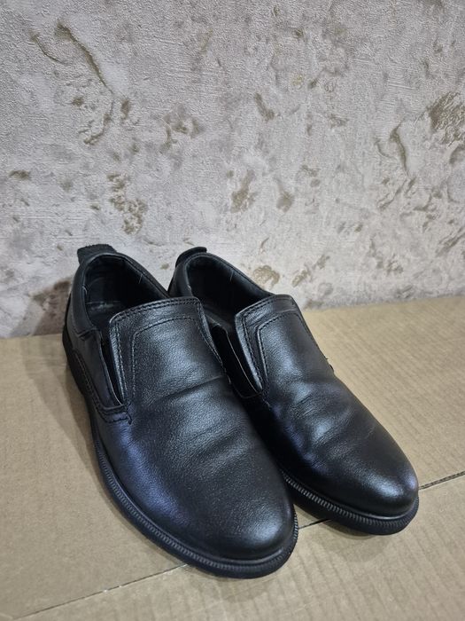 Продам б/у 32размер одевали 1н раз