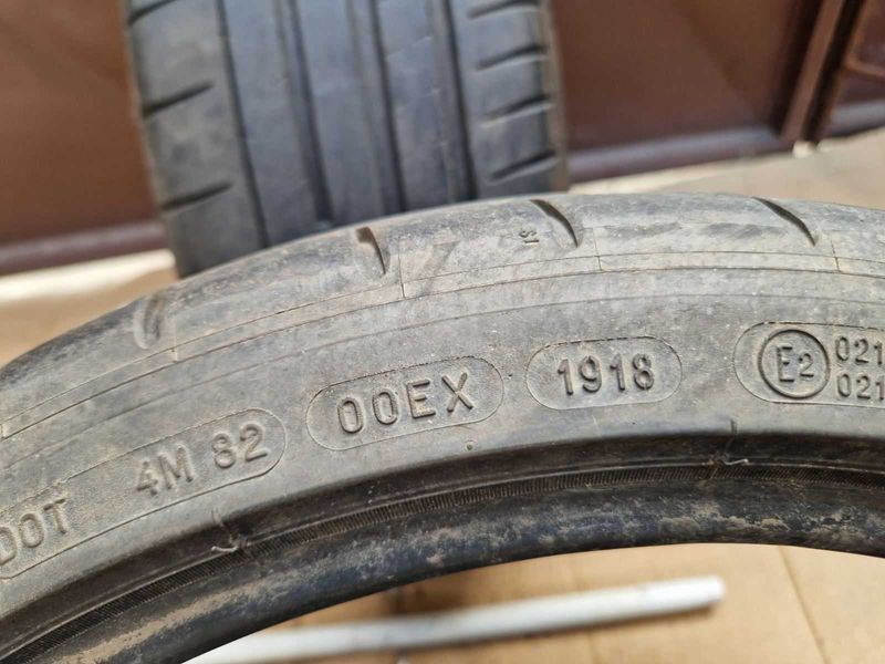 2 Michelin R18 205/40
летни гуми
DOT1918