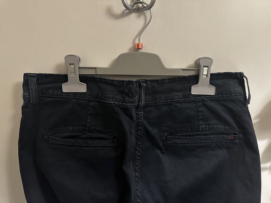 Pantaloni barbatesti bleumarin Bigotti mărimea 46 (potriviți pentru S)