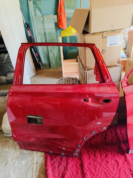 Двери б/у от Hyundai Santa Fe