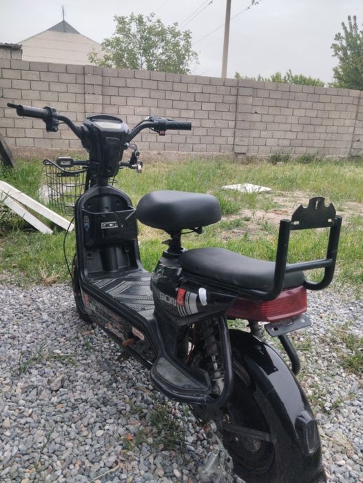 Скутер ск8 черный