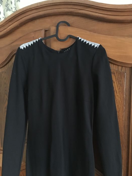 Rochie neagra Poema