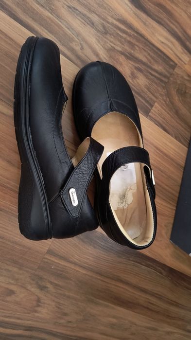 Дамски ежедневни обувки от естествена кожа