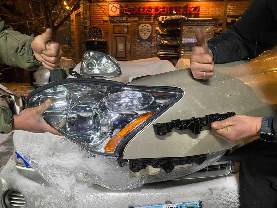 Крепления бампераLEXUS RX300//330//350//400h