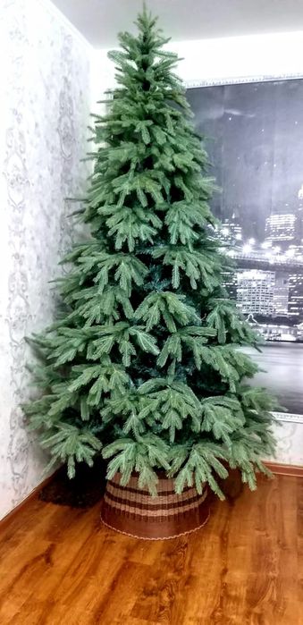 Продам искуственную ёлку