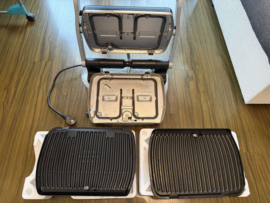 Грил Tefal OptiGrill+ GC712D34. Пълен комплект