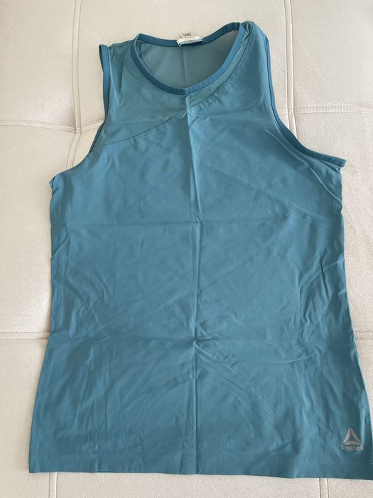 Спортивная женская одежда