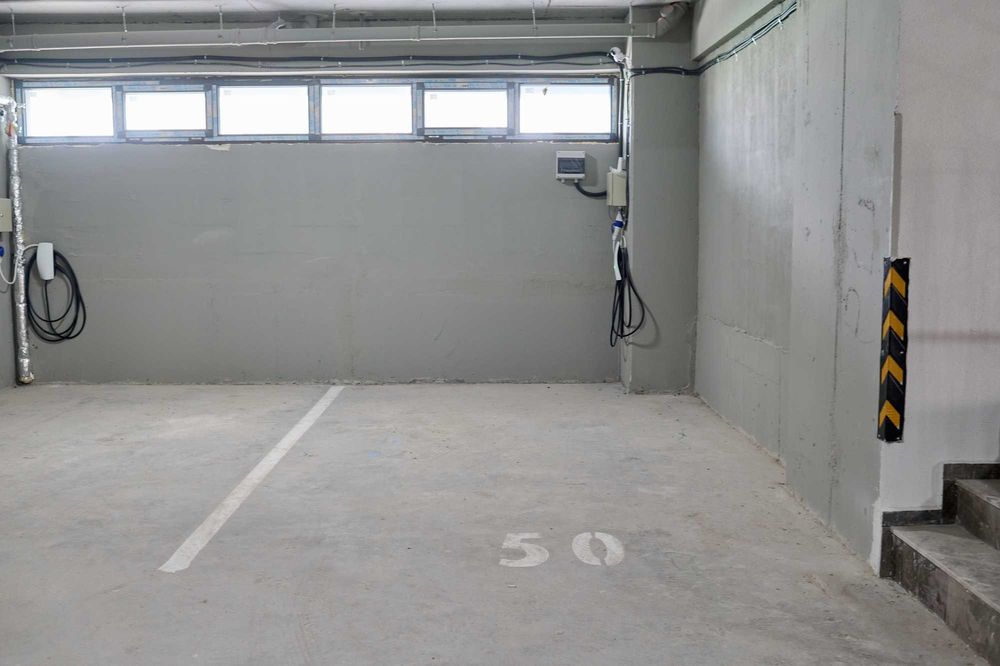 Ofer pentru inchiriere apartament trei camere Alezzi Infinity Navodari
