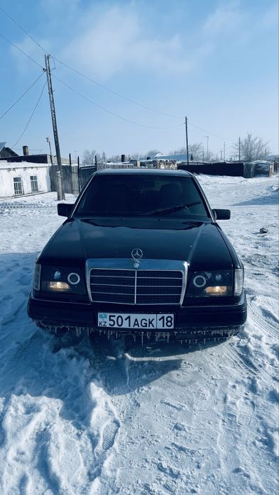 Мерседес 124 2.3