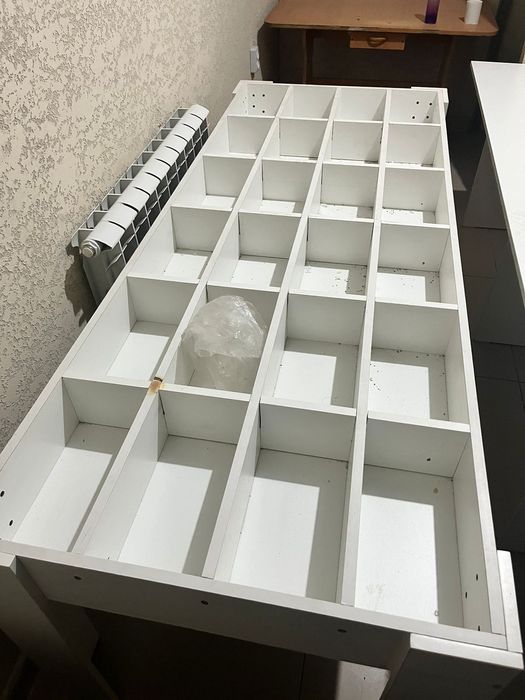 Стол стеллаж белый