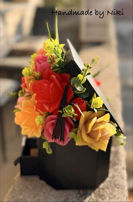 Букет за абитуриенти от ароматен глицерицеринов сапун