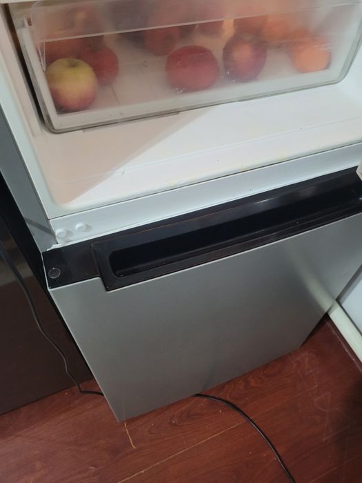 Холодильник бу в отличном состоянии