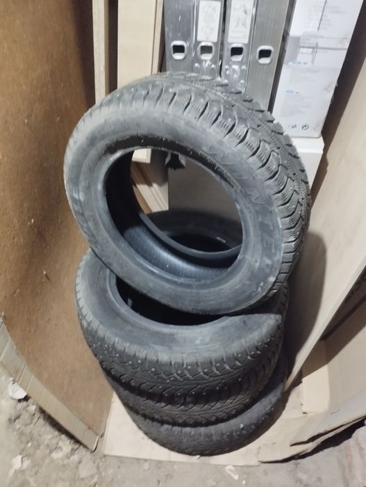 Резина зимняя 14