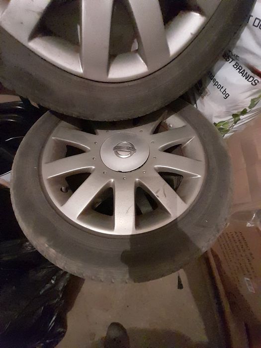 Джанти с гуми 5х114.3 от Nissan Primera