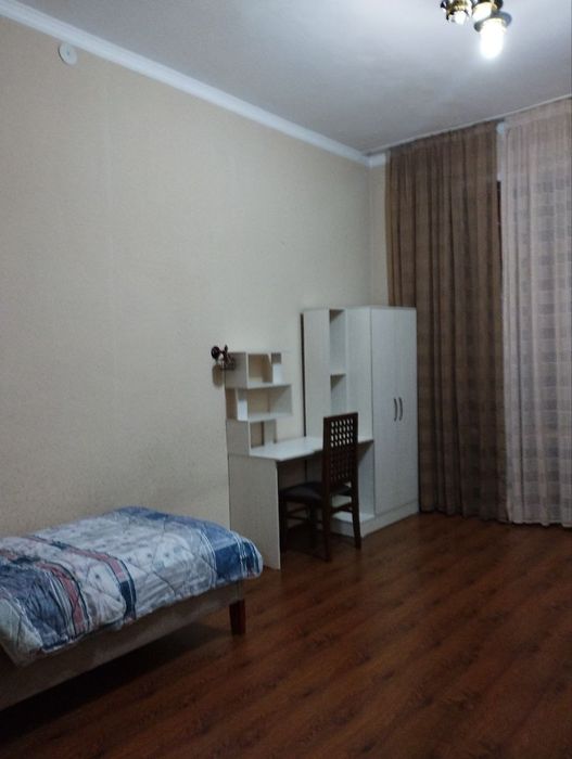 Аренда! Квартира на метро М.Горький 3/2/4 со всеми удобствами