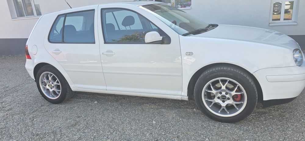 VOLKSWAGEN Golf 2002 — imagine 3
