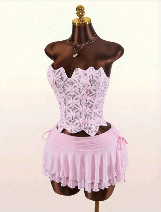 shein нов дамски комплект корсет и пола