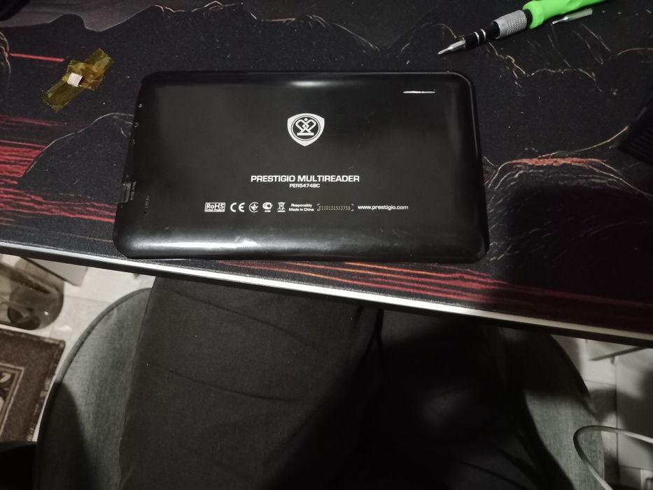 Продам Prestigio MultiReader (электронная книга).