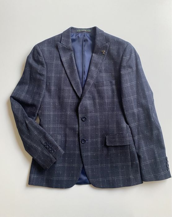 Продам пиджак срочно!