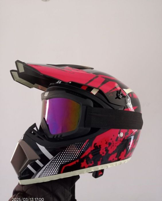 Эндуро шлем  продам