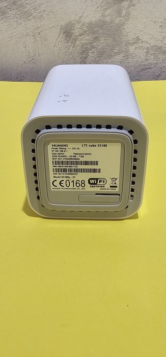 Vând Huawei LTE Cube E5180, router 4G complet funcțional