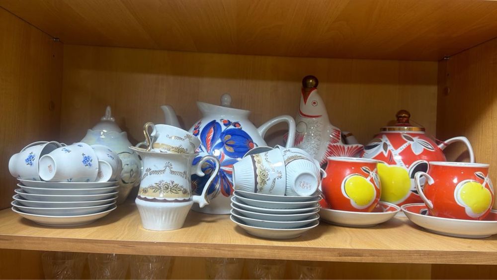 Фарфоровая чайная посуда СССР (чайники, чашки, сервизы)