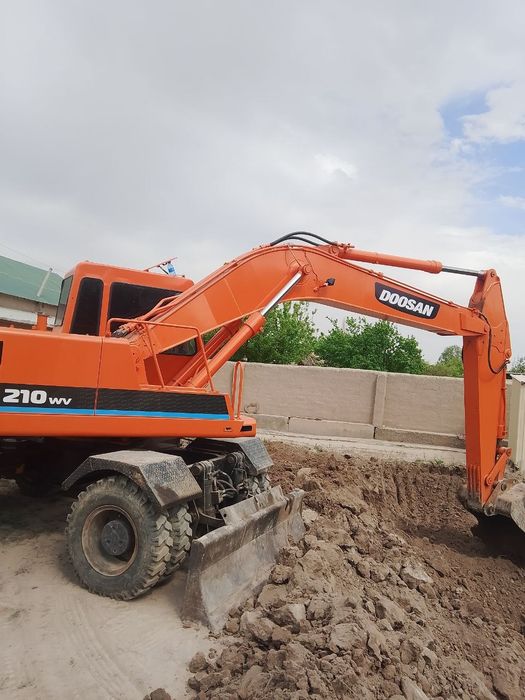 Doosan Solar 210