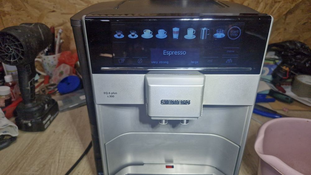 Siemens EQ.6 Plus s300 – Revizionat complet (Supapă nouă + Garnituri noi)
