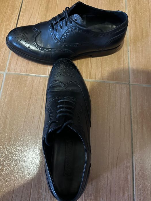 Продам Мужские Туфли 39 размер