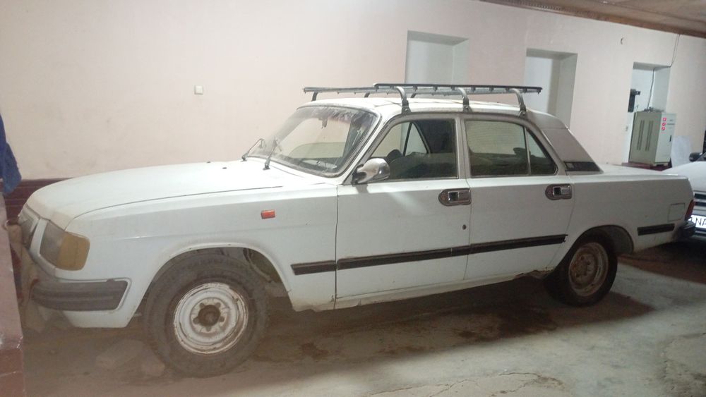 Volga 31029 Sotiladi