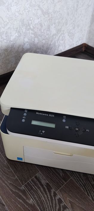 Продам принтер 3в1 МФУ