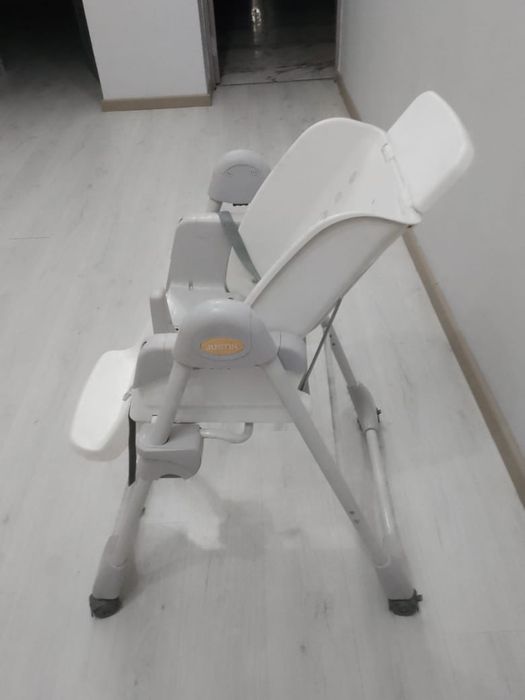 Продам детский столик недорого