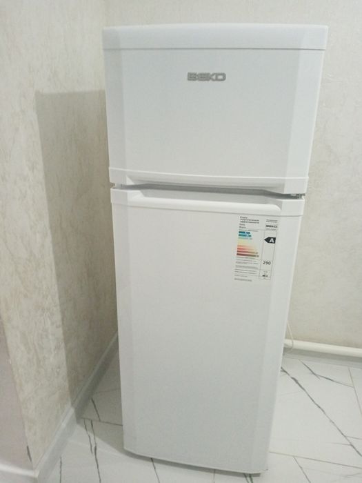 Бытовая техника Холодильник