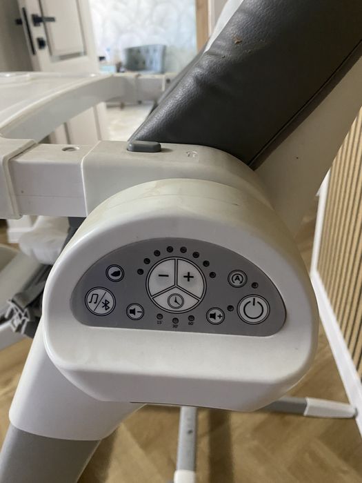 Детское кресло/сидушка/качелье/электрокачеля