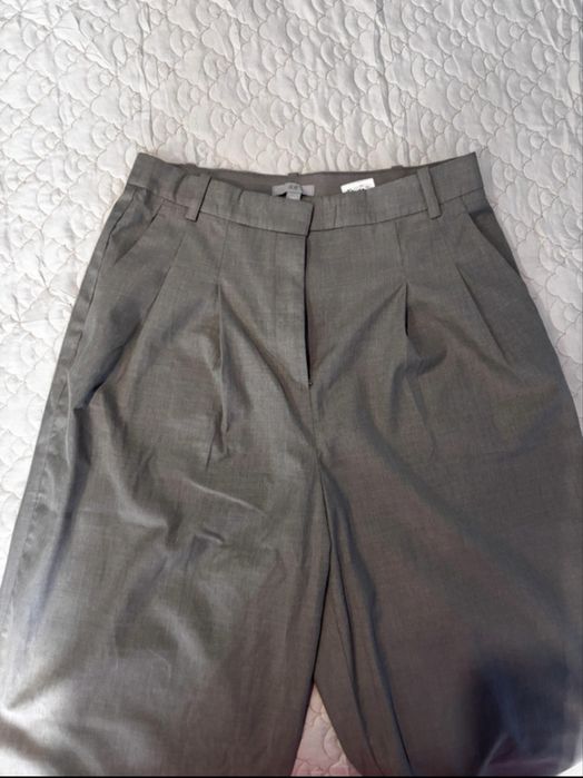 Pantaloni noi fara eticheta