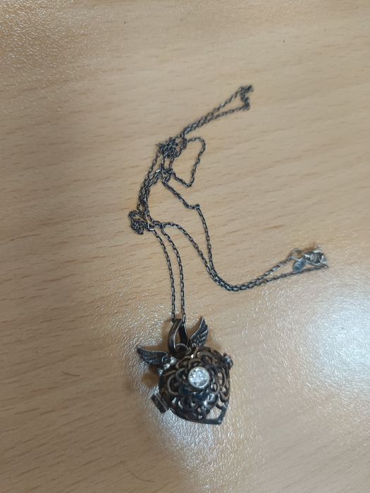 Сребърна висулка и сребърен синджир