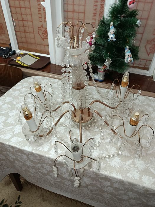 Люстра хрустальная чешская