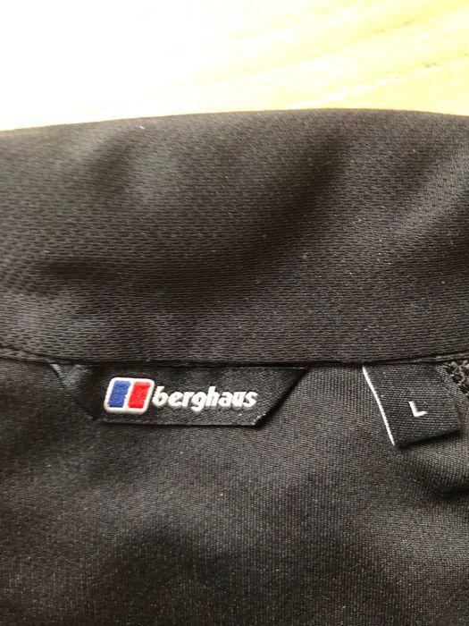 BERGHAUS-bluza cu maneca lunga pentru barbati in stare impecabila