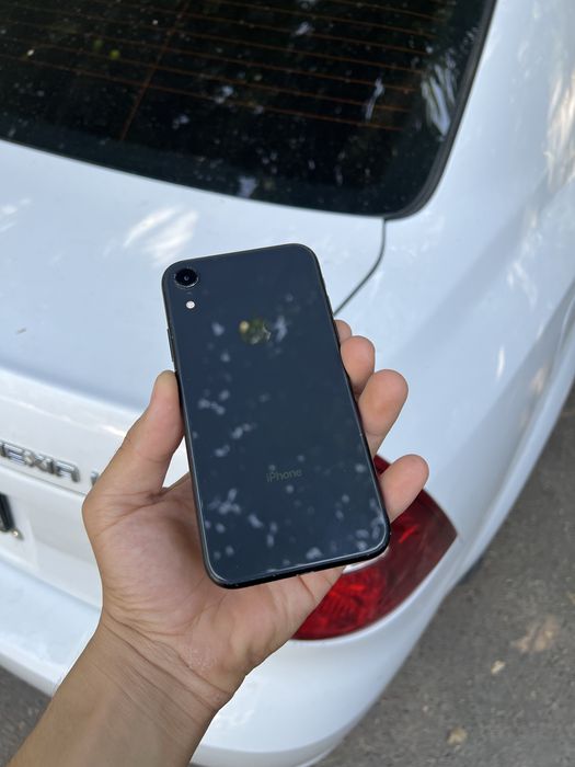 Iphone xr         .