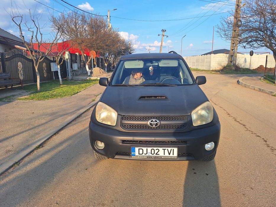 Toyota rav 4x4.