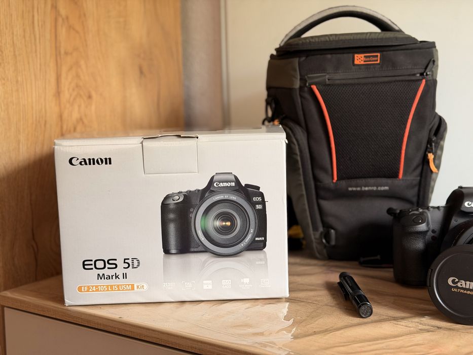 Canon EOS 5D Mark II + EF 24-105mm f/4L IS USM + полный комплект