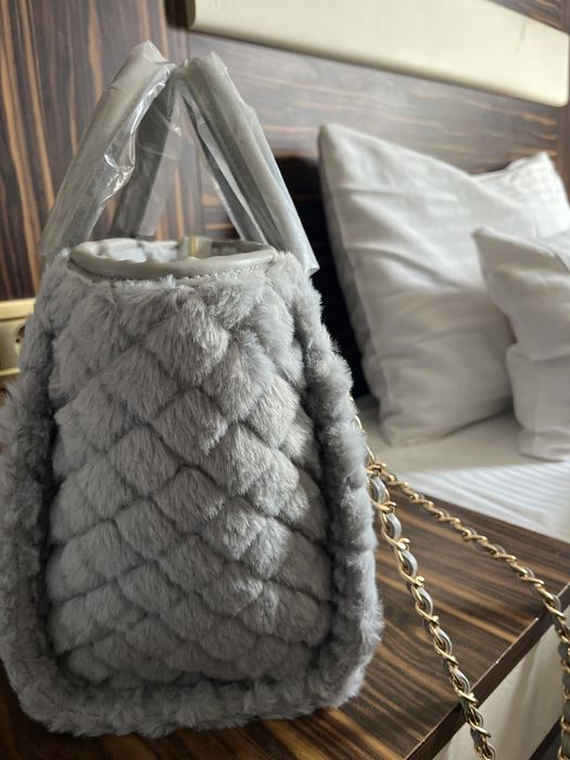 Chanel tote bag