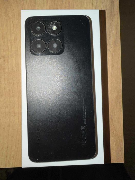 Honor X6A 128 GB, 4 Ram