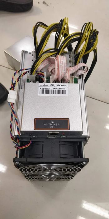 2 броя Antminer  Z11 135 ksol