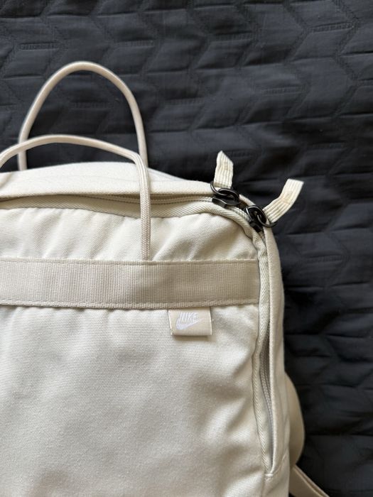 Раничка Nike - бяла